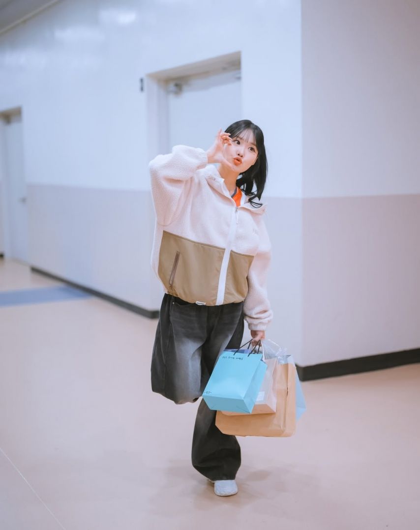최홍라