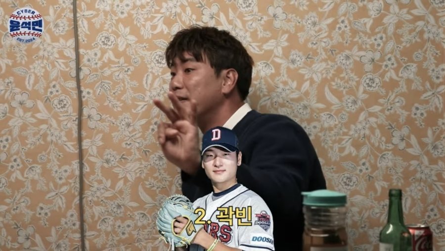 윤석민 : 우리나라에 확실한 좌완투수가 없다