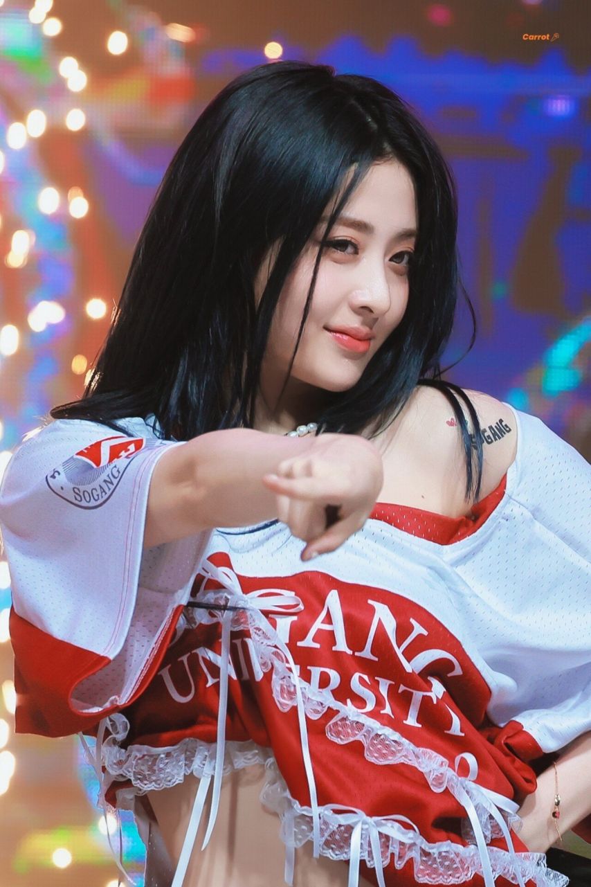 르세라핌 허윤진