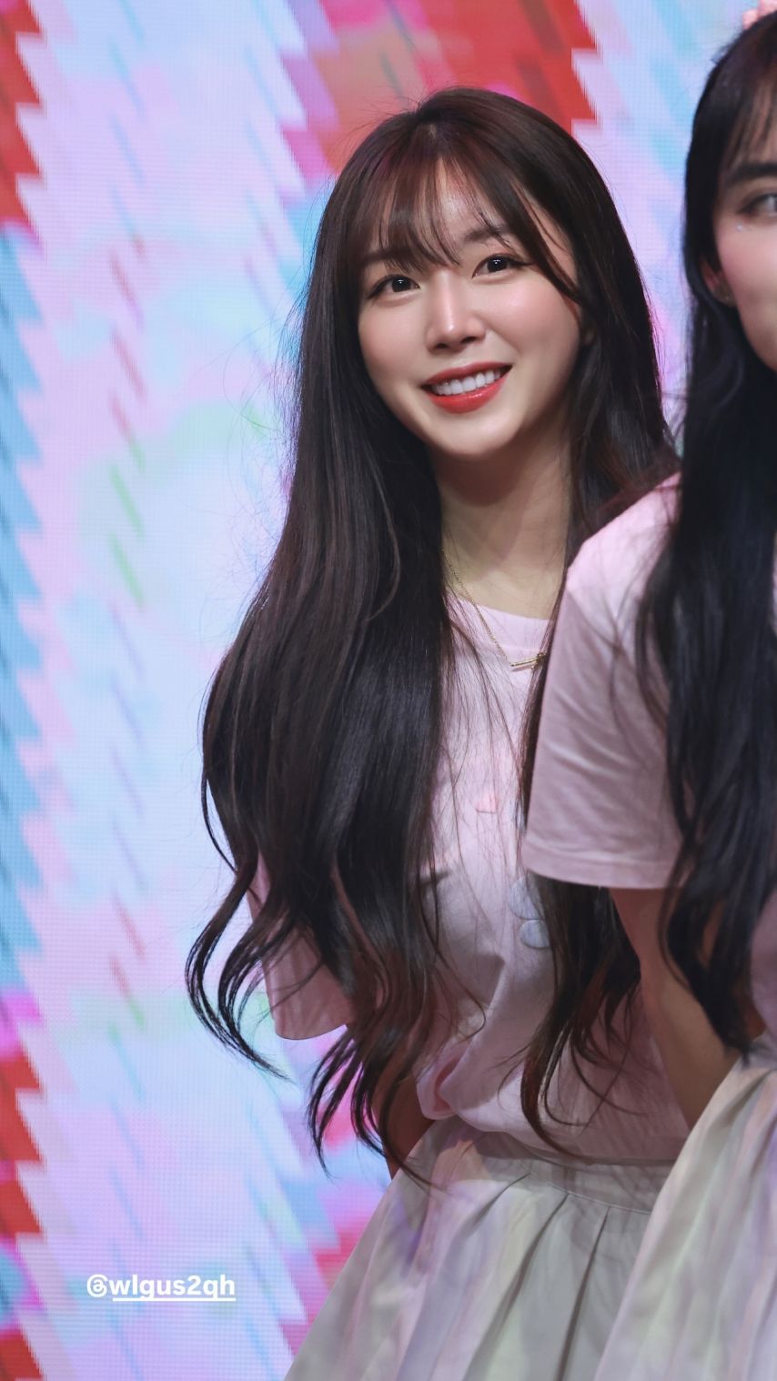 안지현
