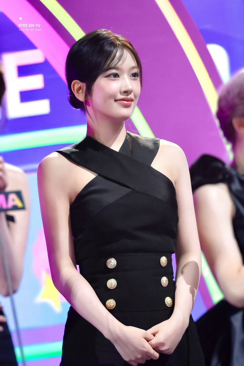 아이브 안유진