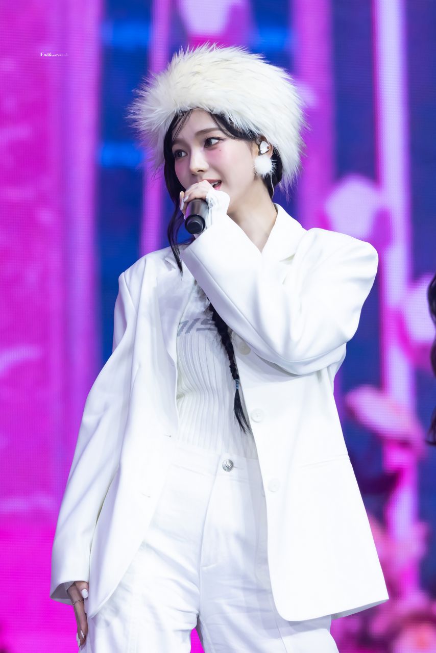 에스파 카리나