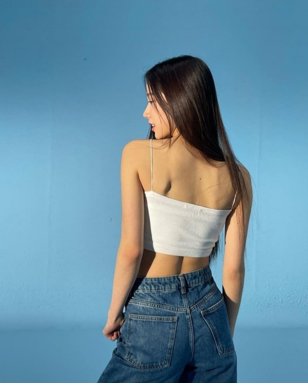[르세라핌]  카즈하  청바지