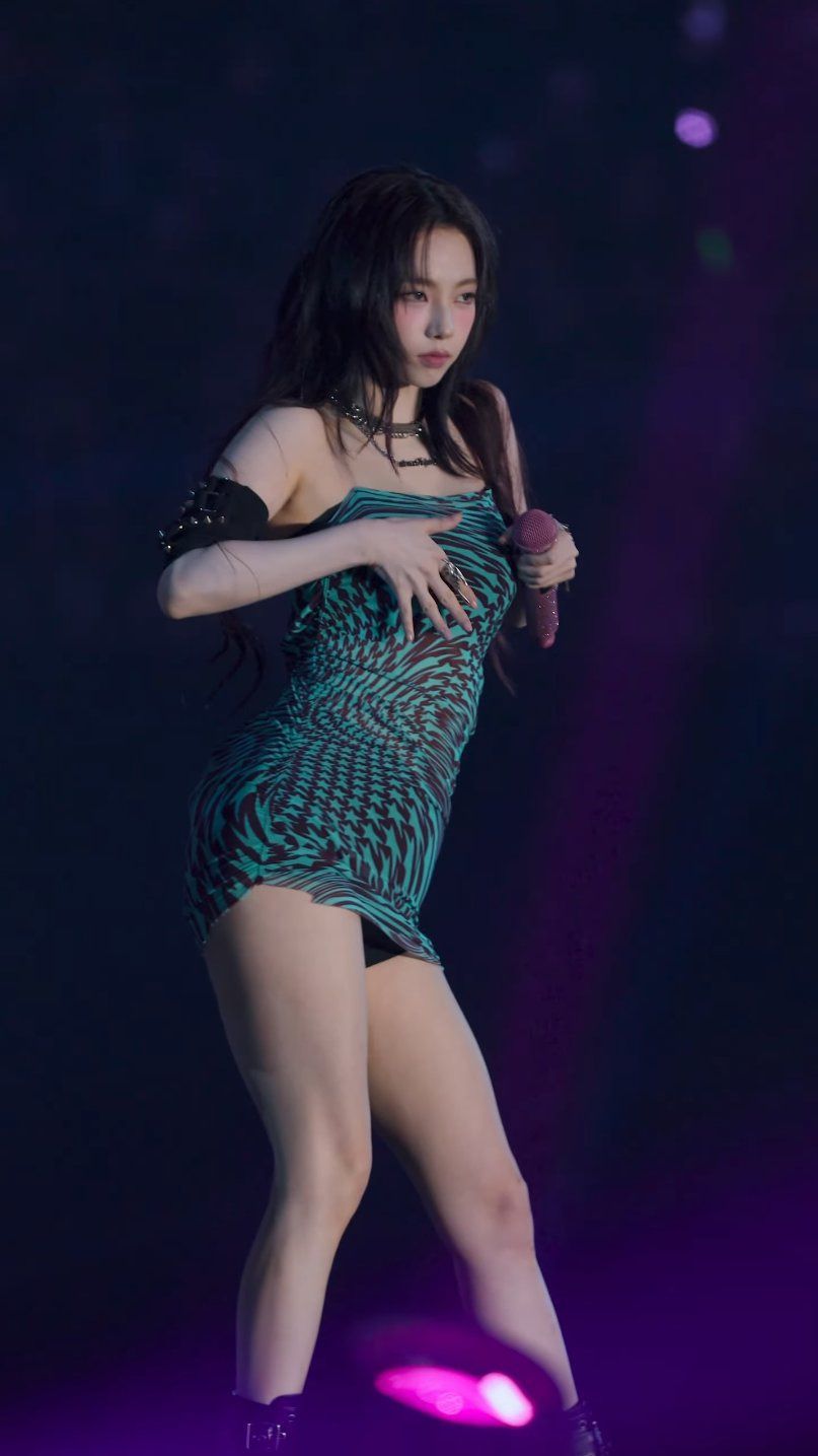 카리나의 미친 비주얼