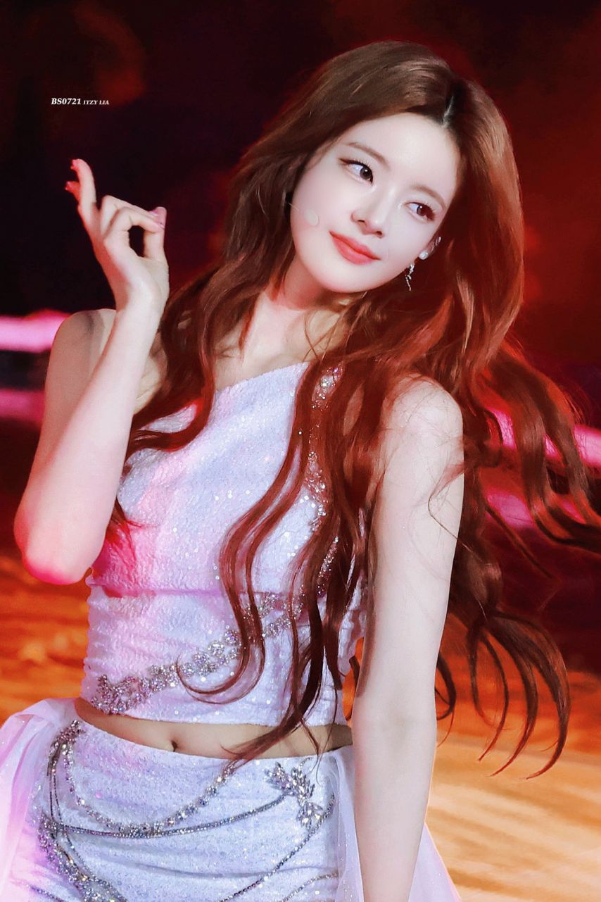 ITZY 리아