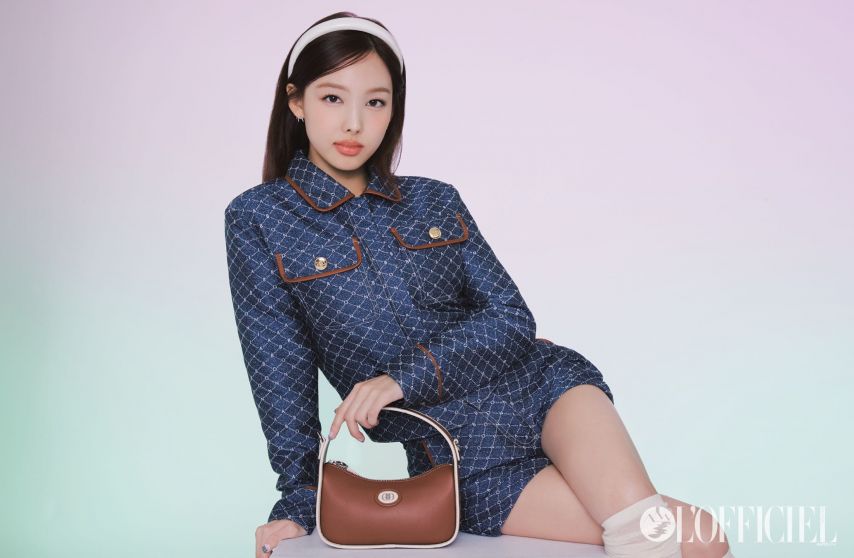 트와이스 나연 로피시엘