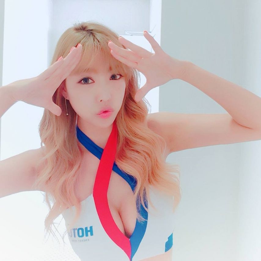 레이싱모델 강이나