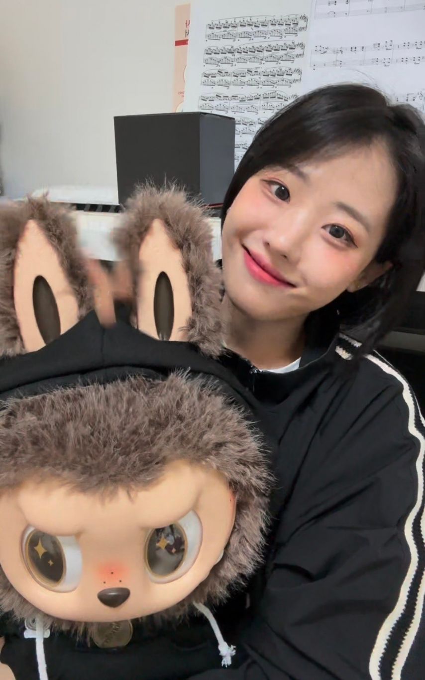 QWER 히나