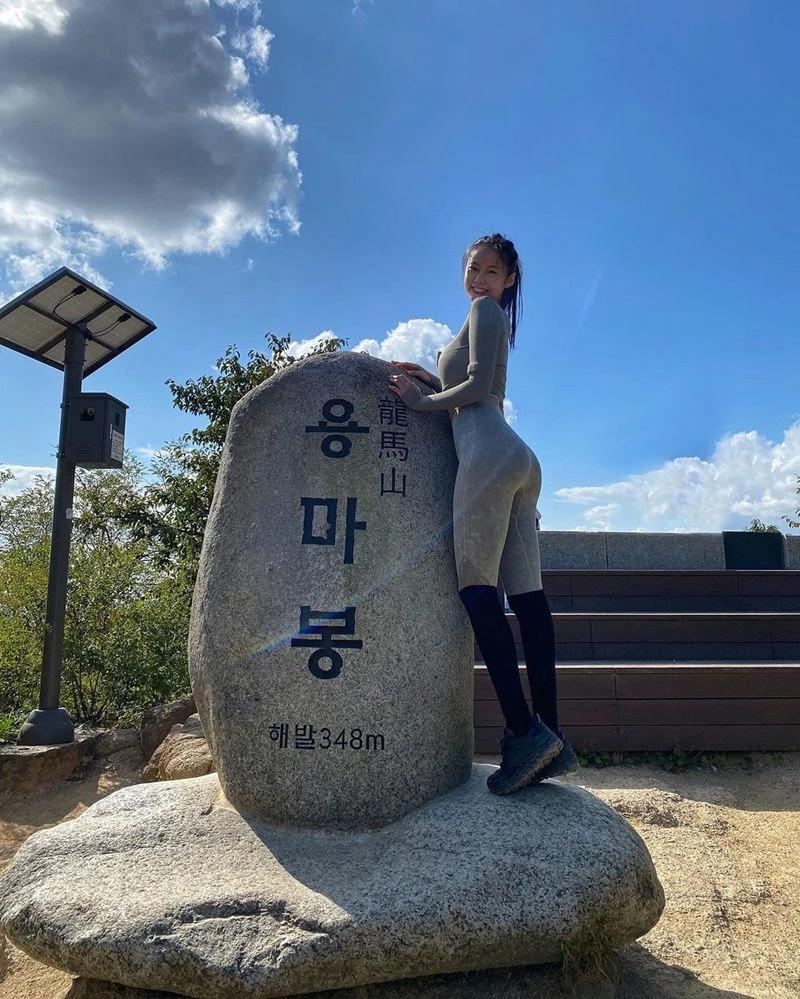용마봉 레깅스 등산녀 김주희 힙업뒤태