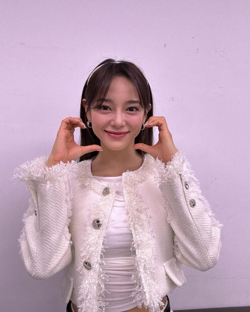 김세정