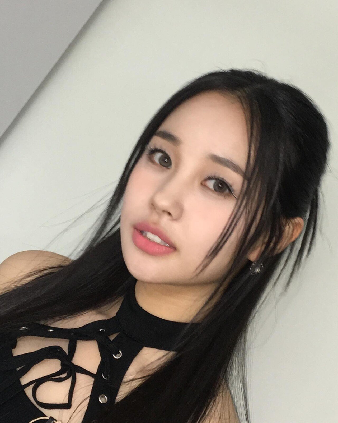위클리 지한