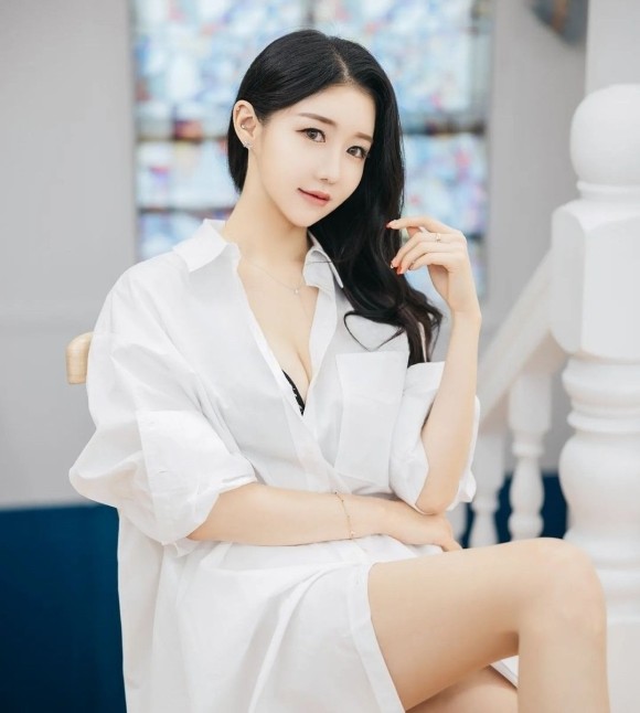 민채윤