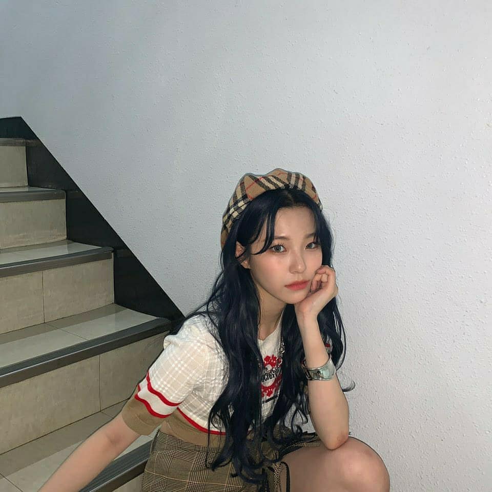 프로미스나인 지헌