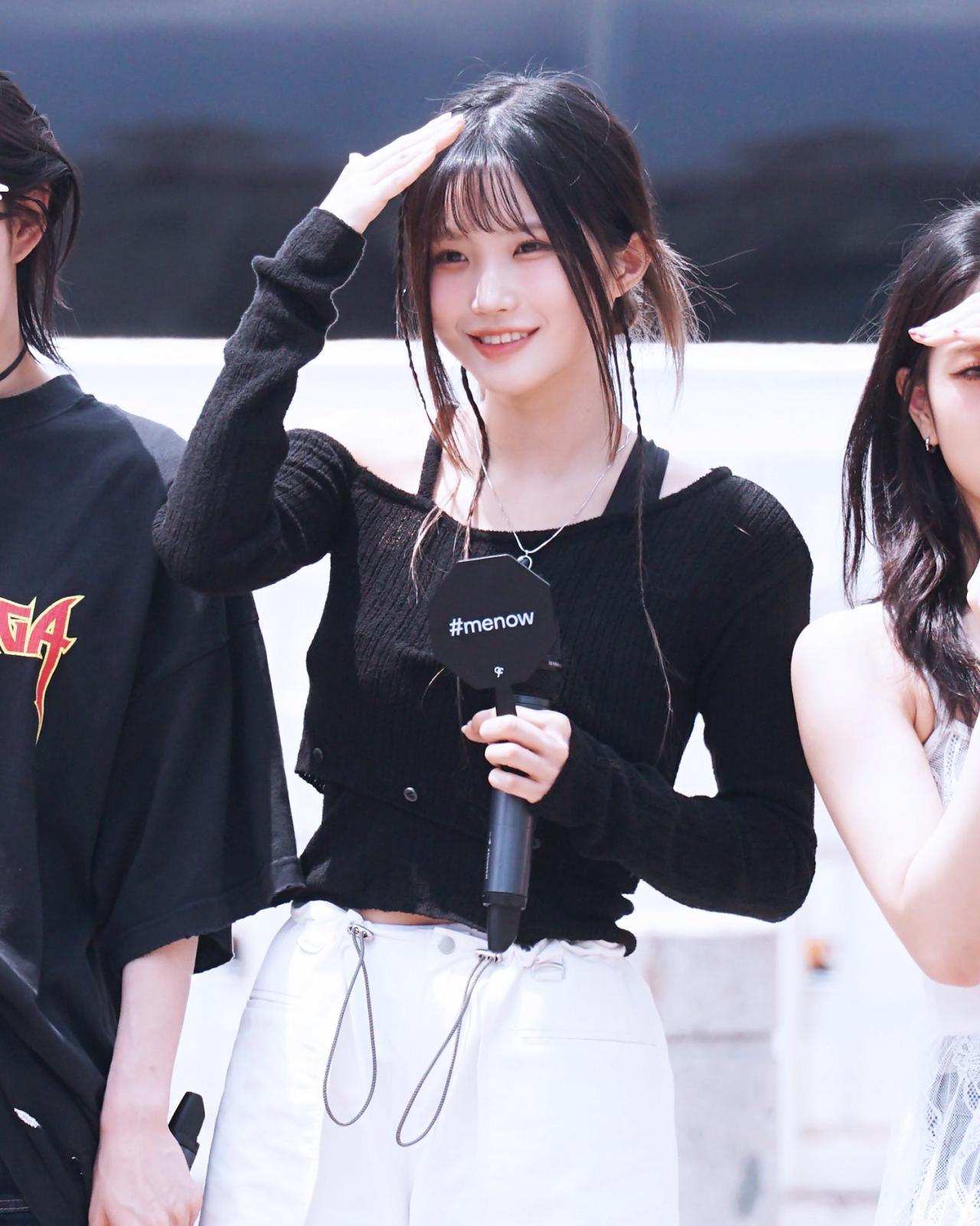 프로미스나인 하영