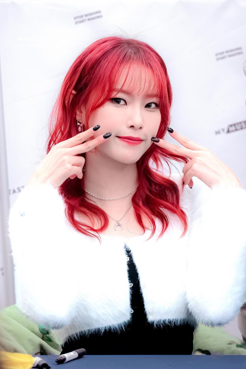 위클리 먼데이