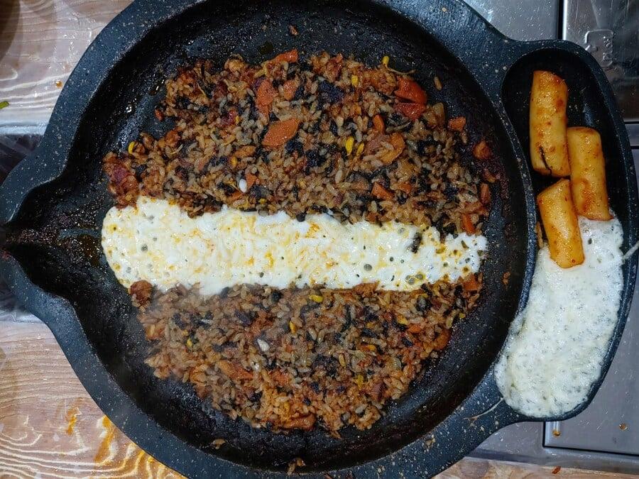 커뮤하는 사람들은 모두가 아는 유명한 식당