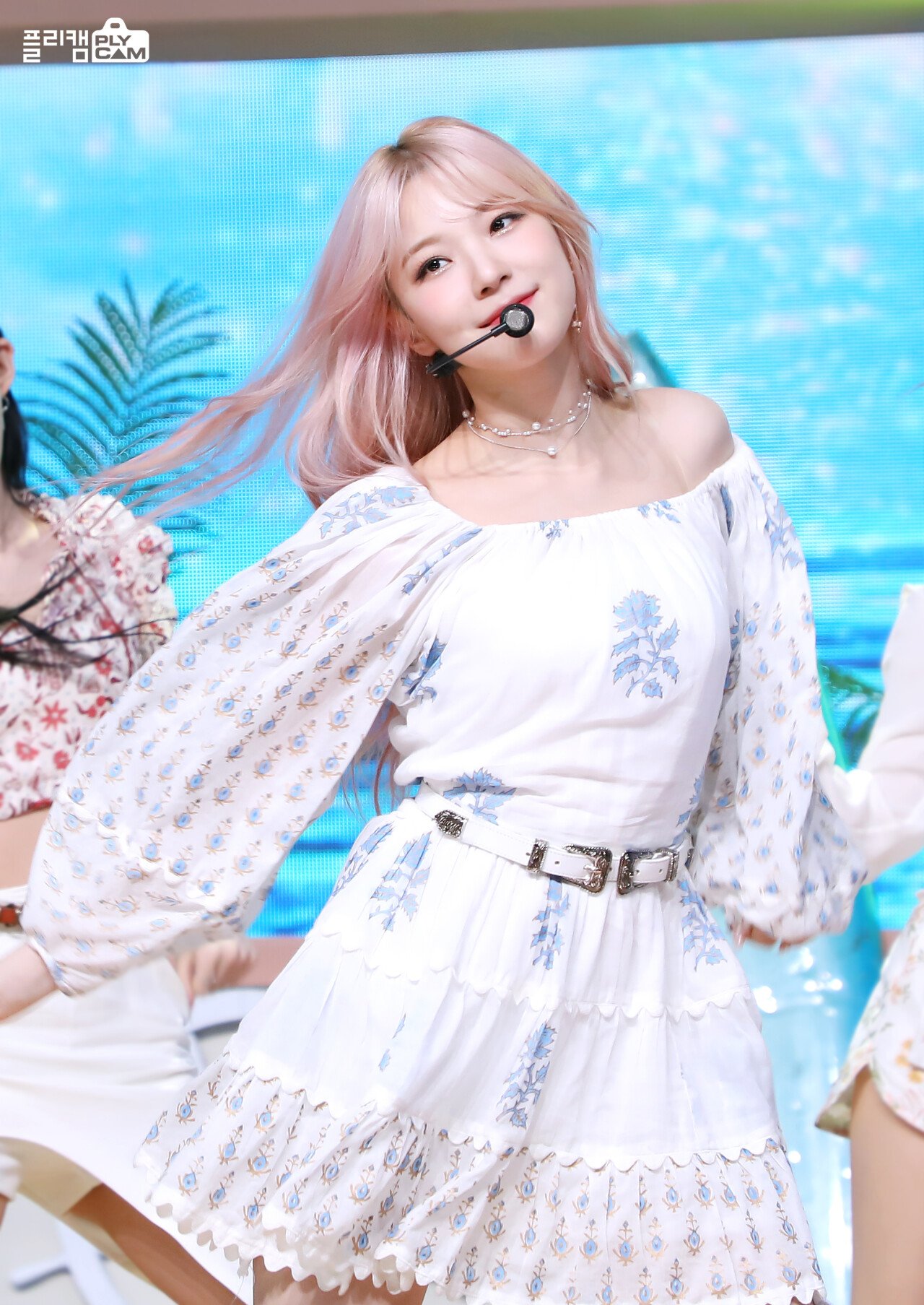 프로미스나인 지헌