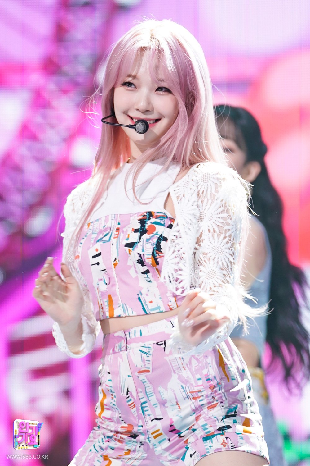 프로미스나인 지헌