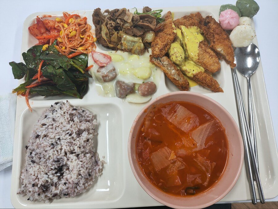 가산디지털 구내식당 7,500원 호불호