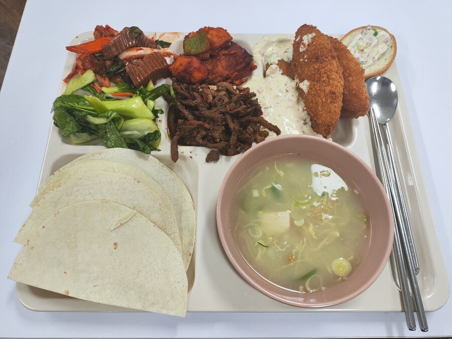 가산디지털 구내식당 7,500원 호불호