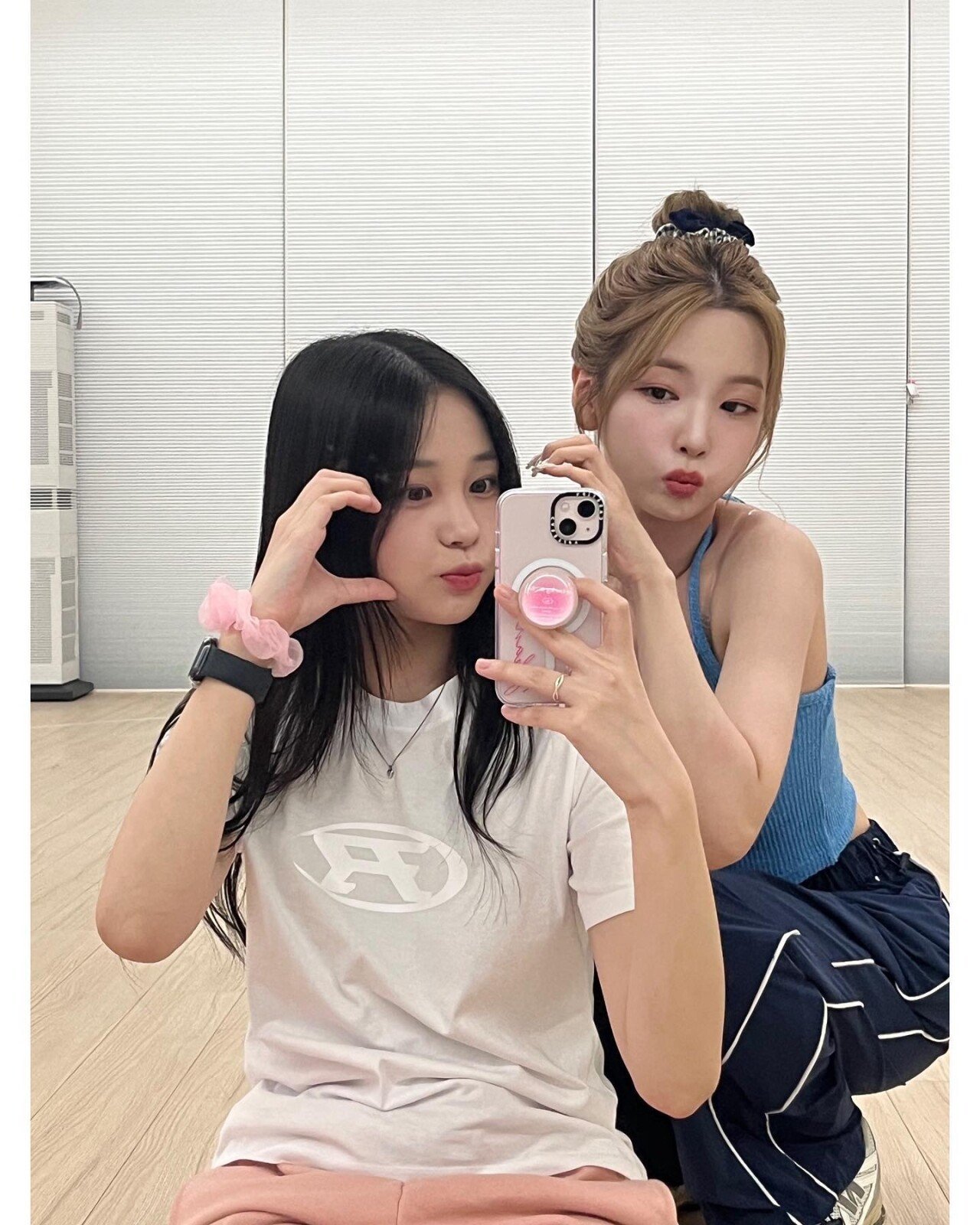 위클리 지한