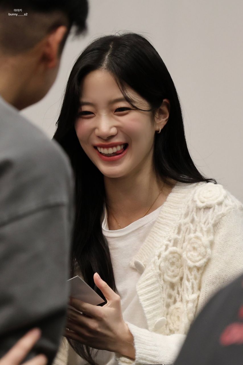 [르세라핌] 카즈하 ..... LADOR