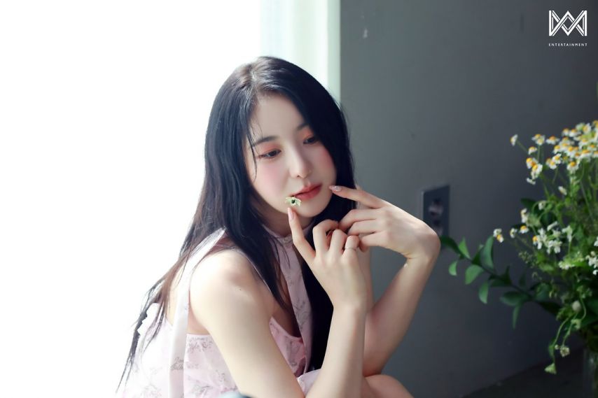 이채연 시즌그리팅 비하인드