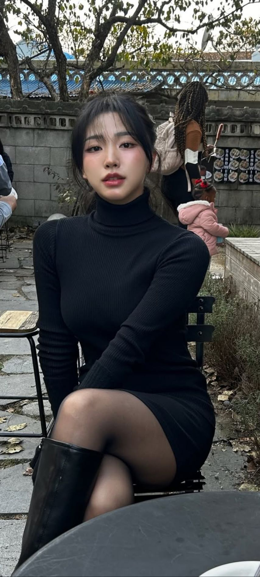 Mallow_ksy black stocking