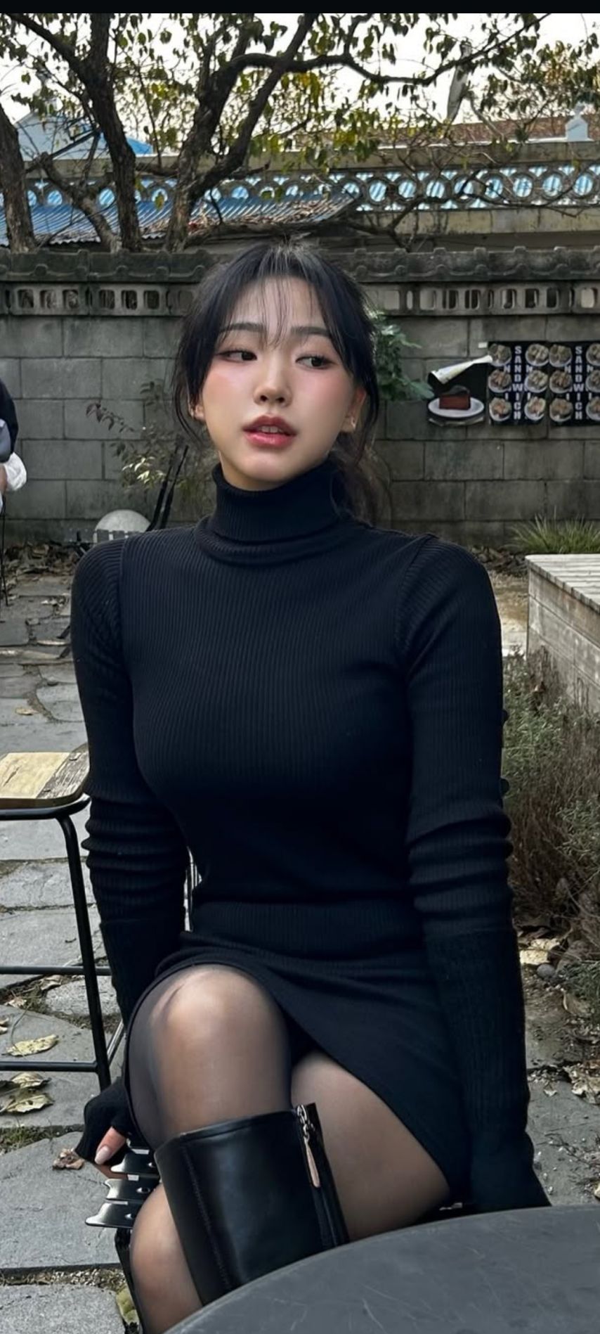 Mallow_ksy black stocking