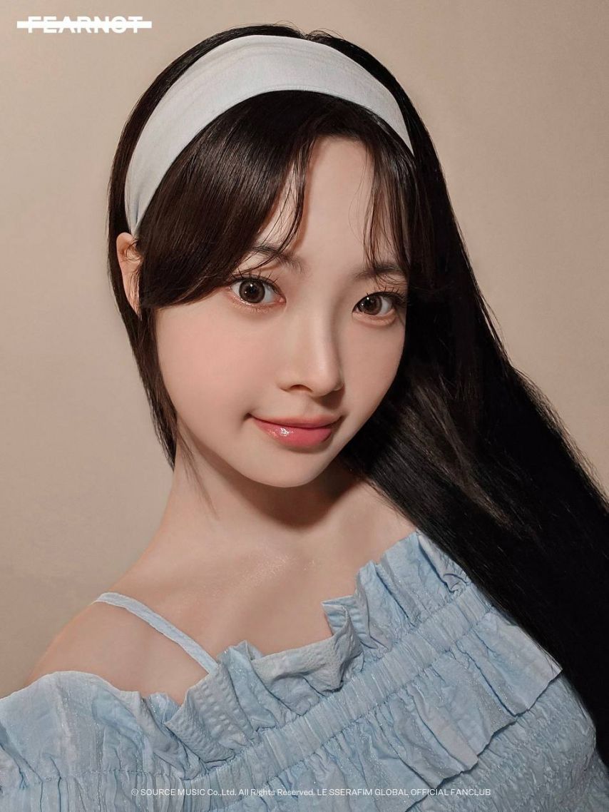 [르세라핌] 입 삐죽 나온 홍은채