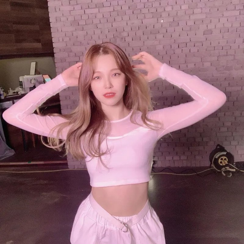 프로미스나인 지헌