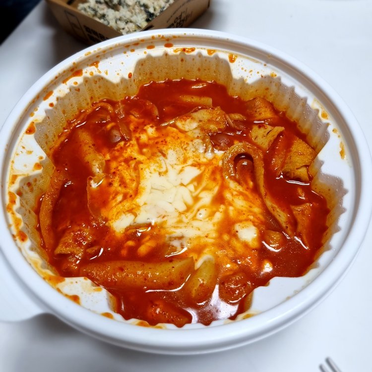 다이어트갤에서 뽑은 살찌는데 직빵이었던 음식 5가지