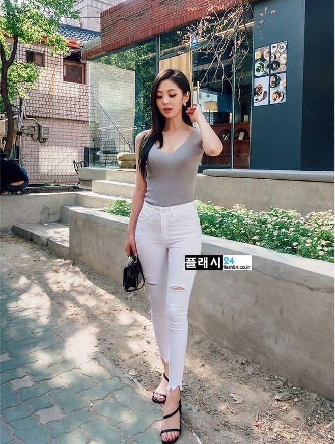 피팅모델 락채은