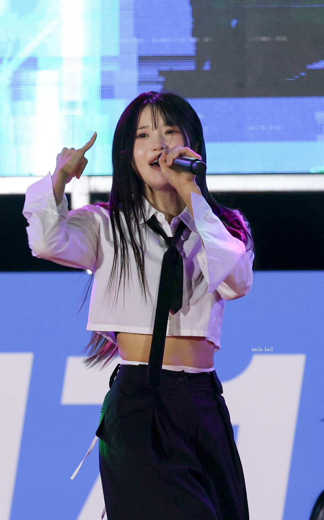 프로미스나인 하영