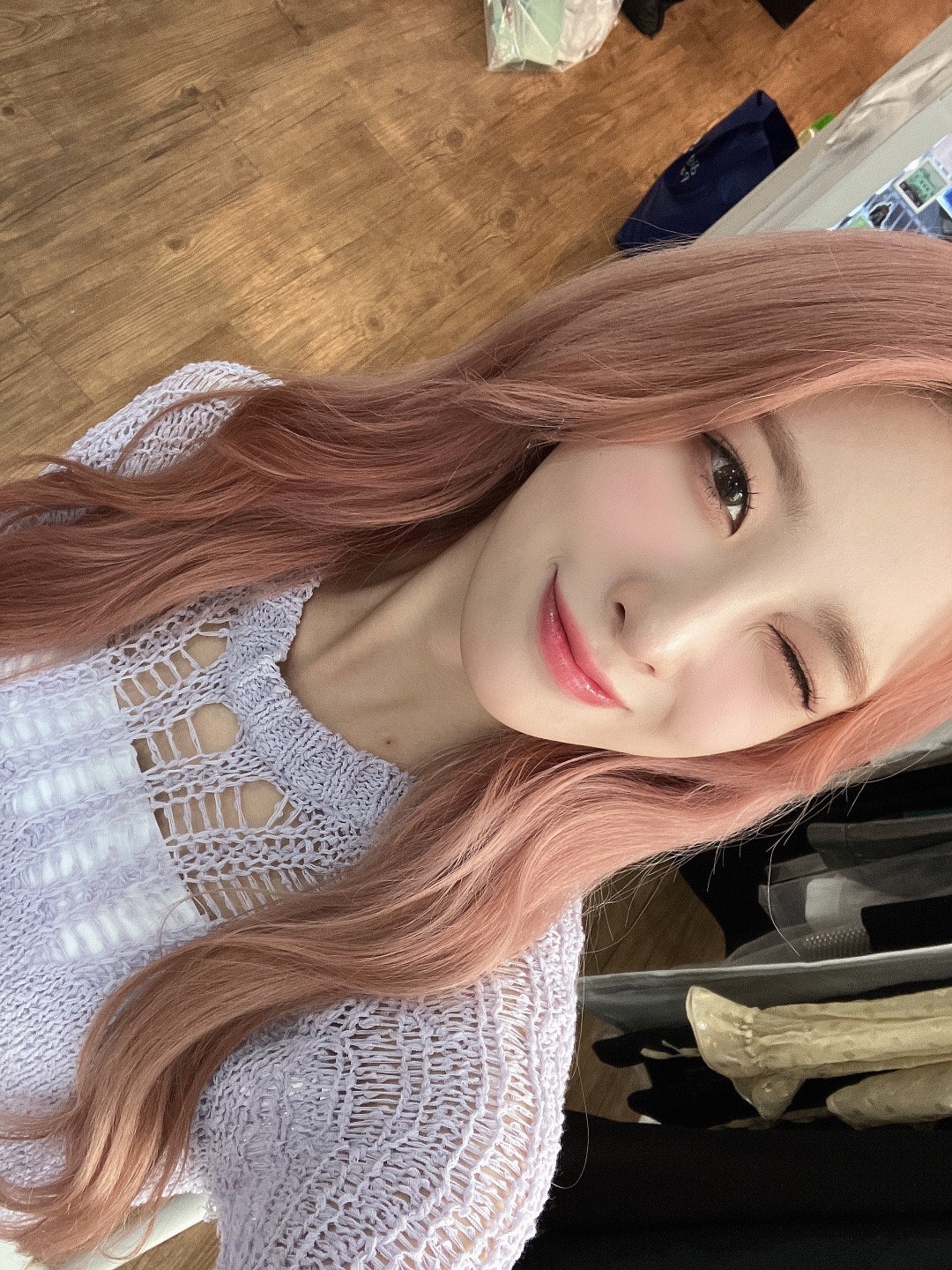 로켓펀치 윤경
