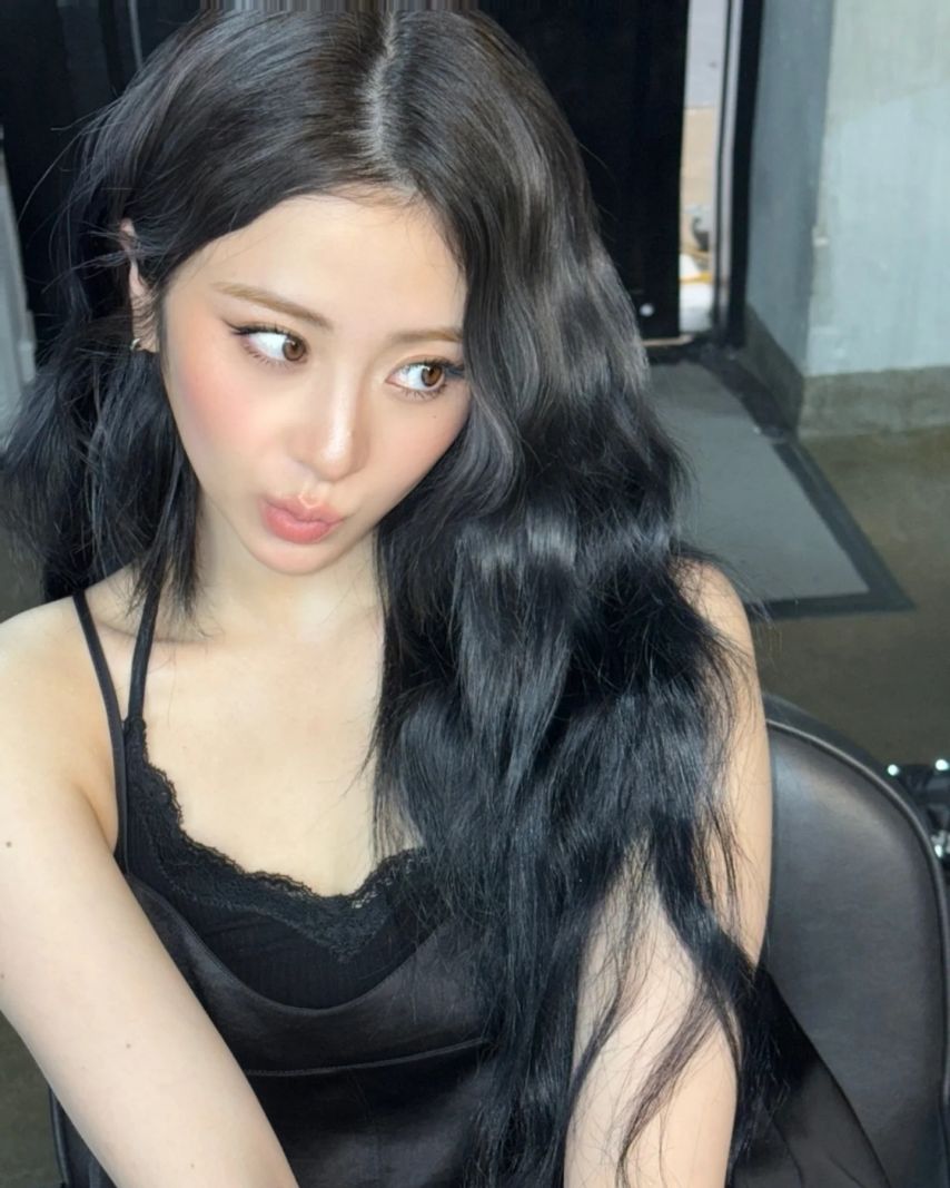르세라핌 허윤진