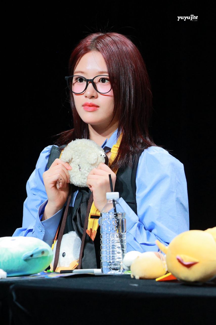 오늘자 애플뮤직팬싸 아이브 안유진