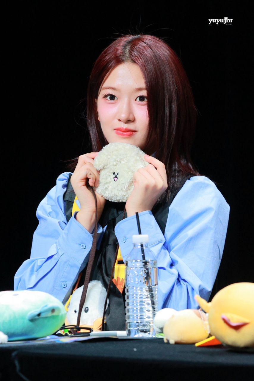 오늘자 애플뮤직팬싸 아이브 안유진