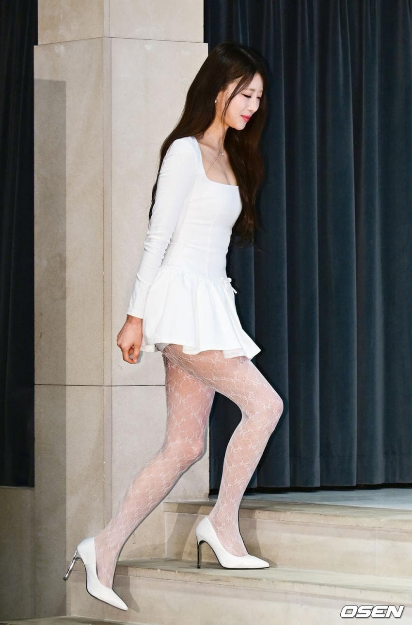 이미주 하얀 망사스타킹 허벅지 각선미 - 커플팰리스2 제작발표회