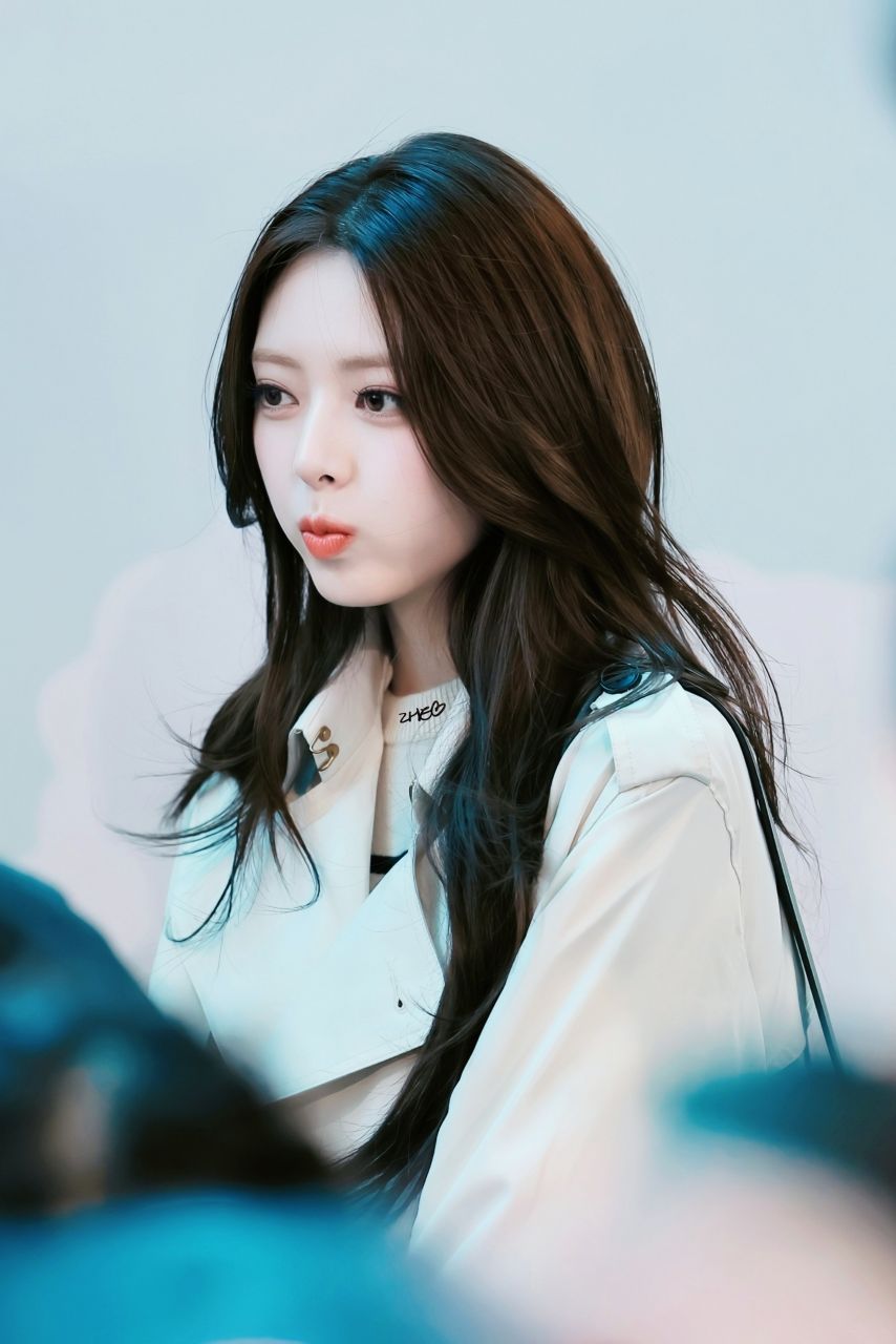 오늘자 ITZY 유나