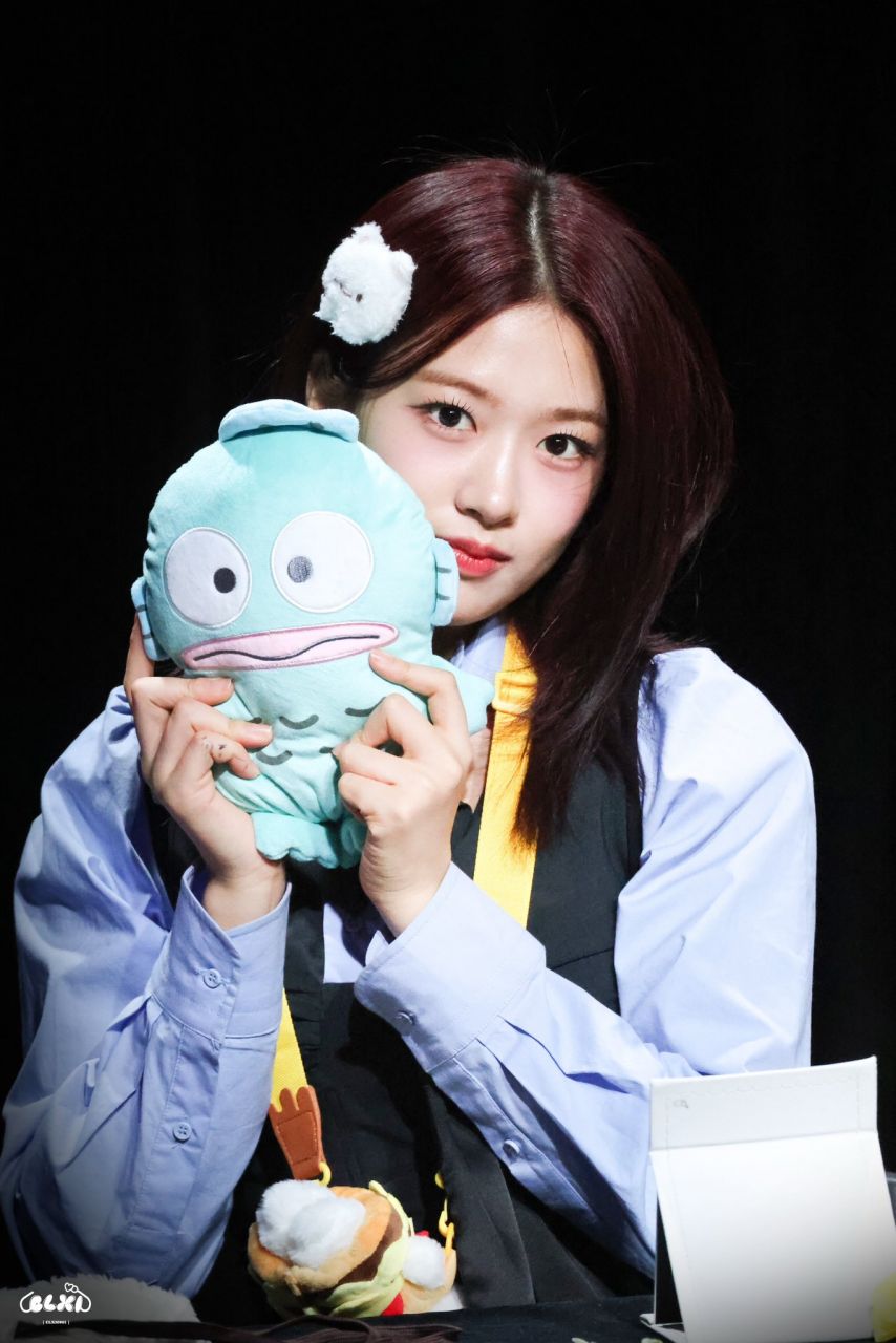 아이브 안유진