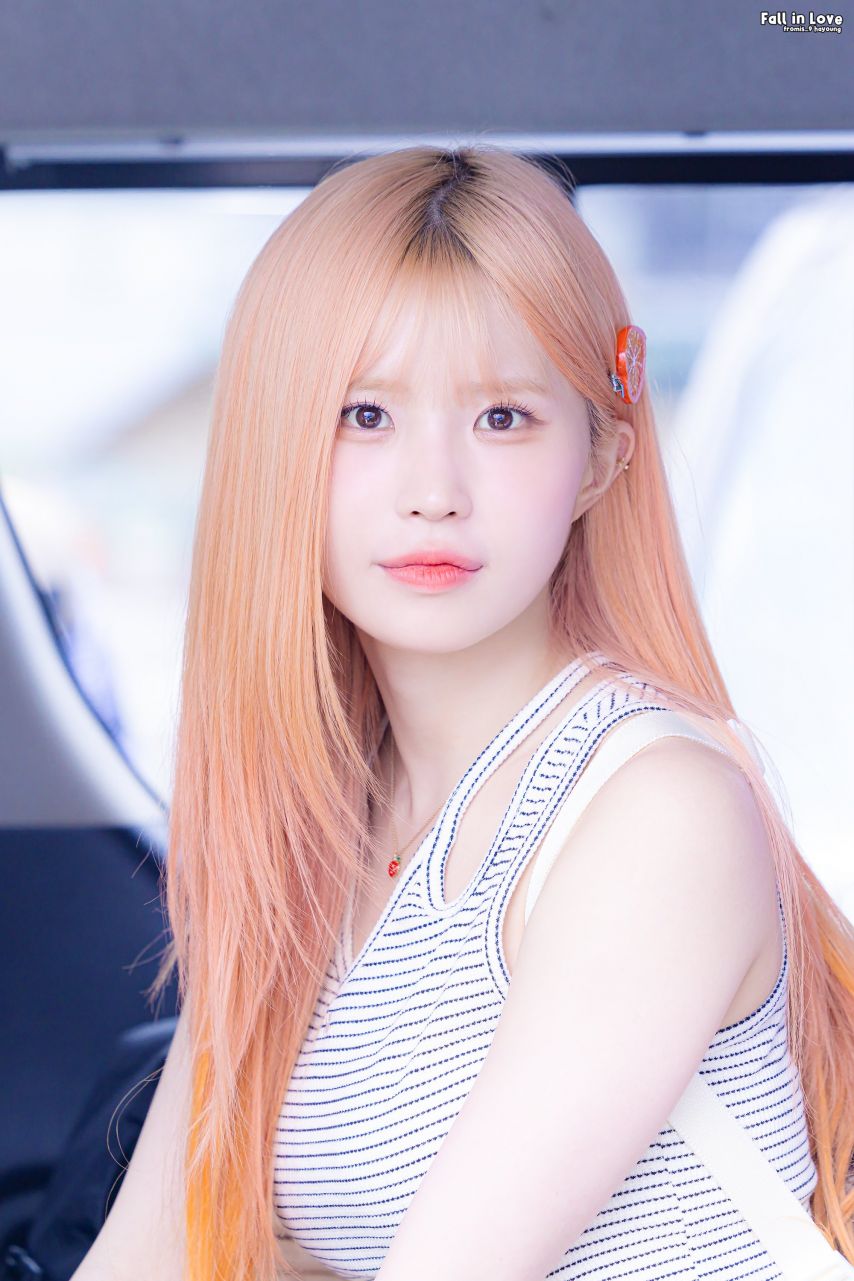 프로미스나인 송하영