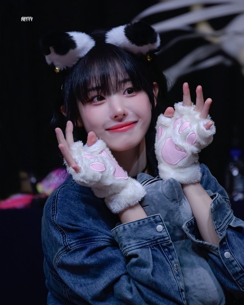 QWER 히나