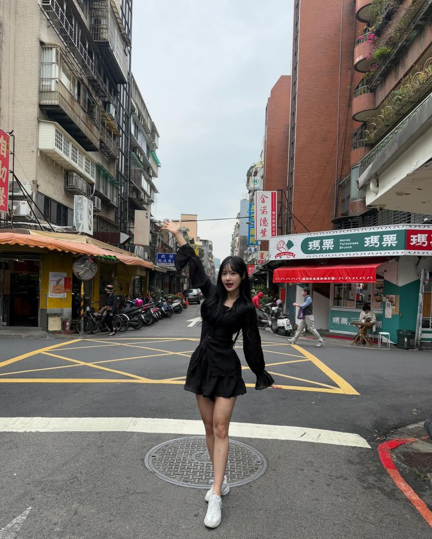 최홍라