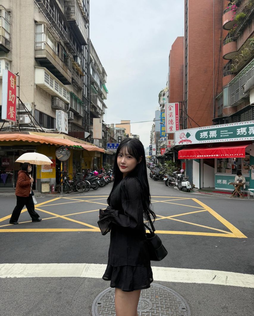 최홍라