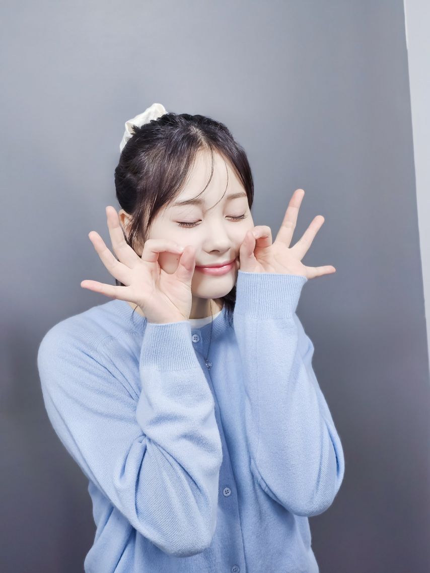 위클리 지한