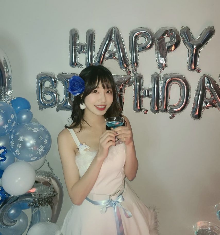 수련수련