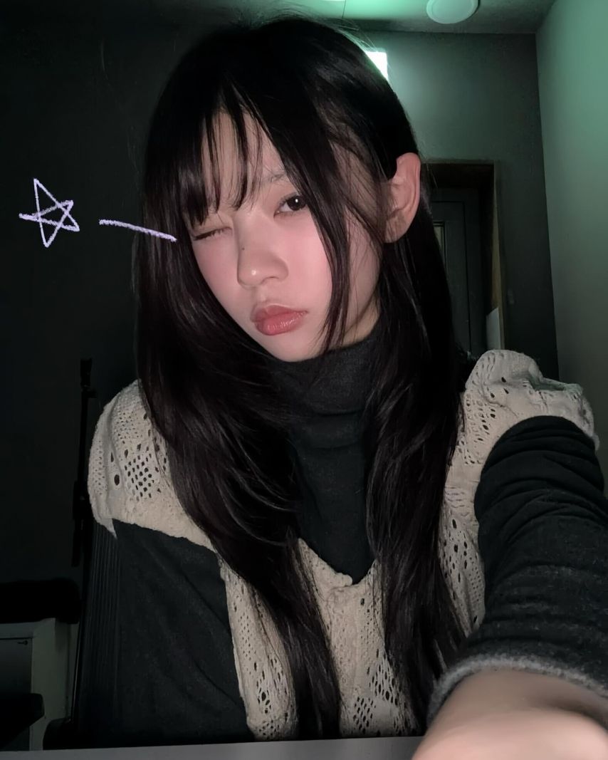 ILLIT(아일릿) 모카