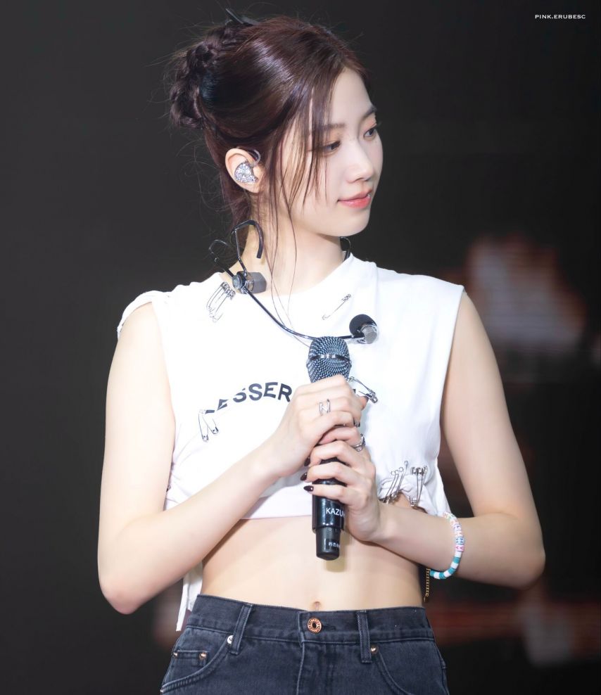 르세라핌 카즈하
