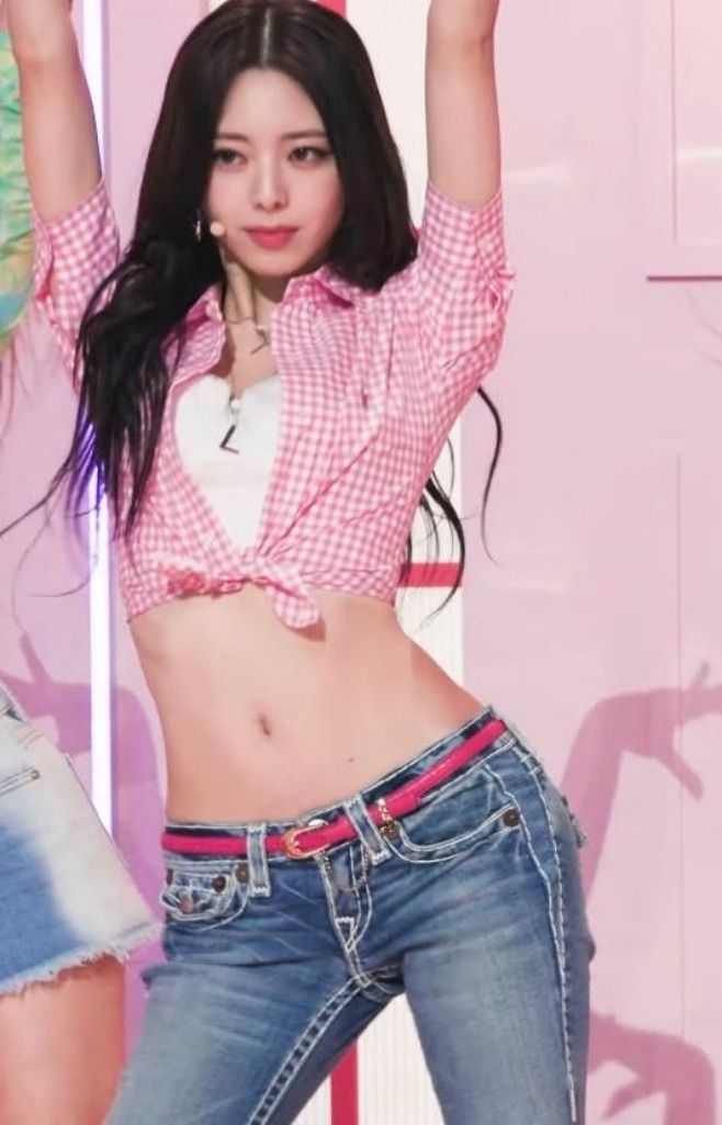 [ITZY]  유나 골반 있지